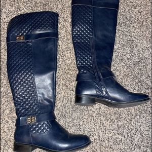 Size 8 navy blue knee high boots from shoe dazzle.